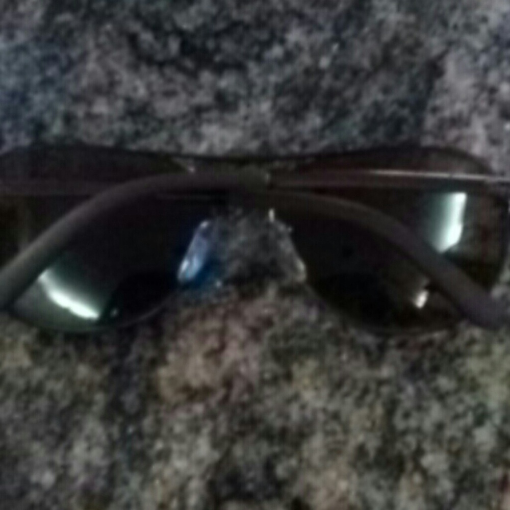 Ray bans - Picture 2 of 2